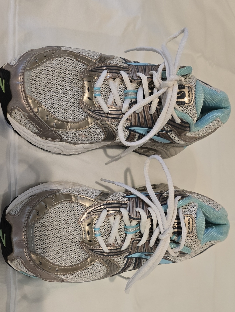Brooks Ariel, Size 10.5
